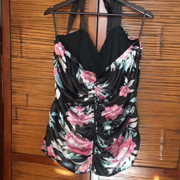 Z. Cavaricci / Torrid Floral Halter Top Size 3 - Picture 3 of 4
